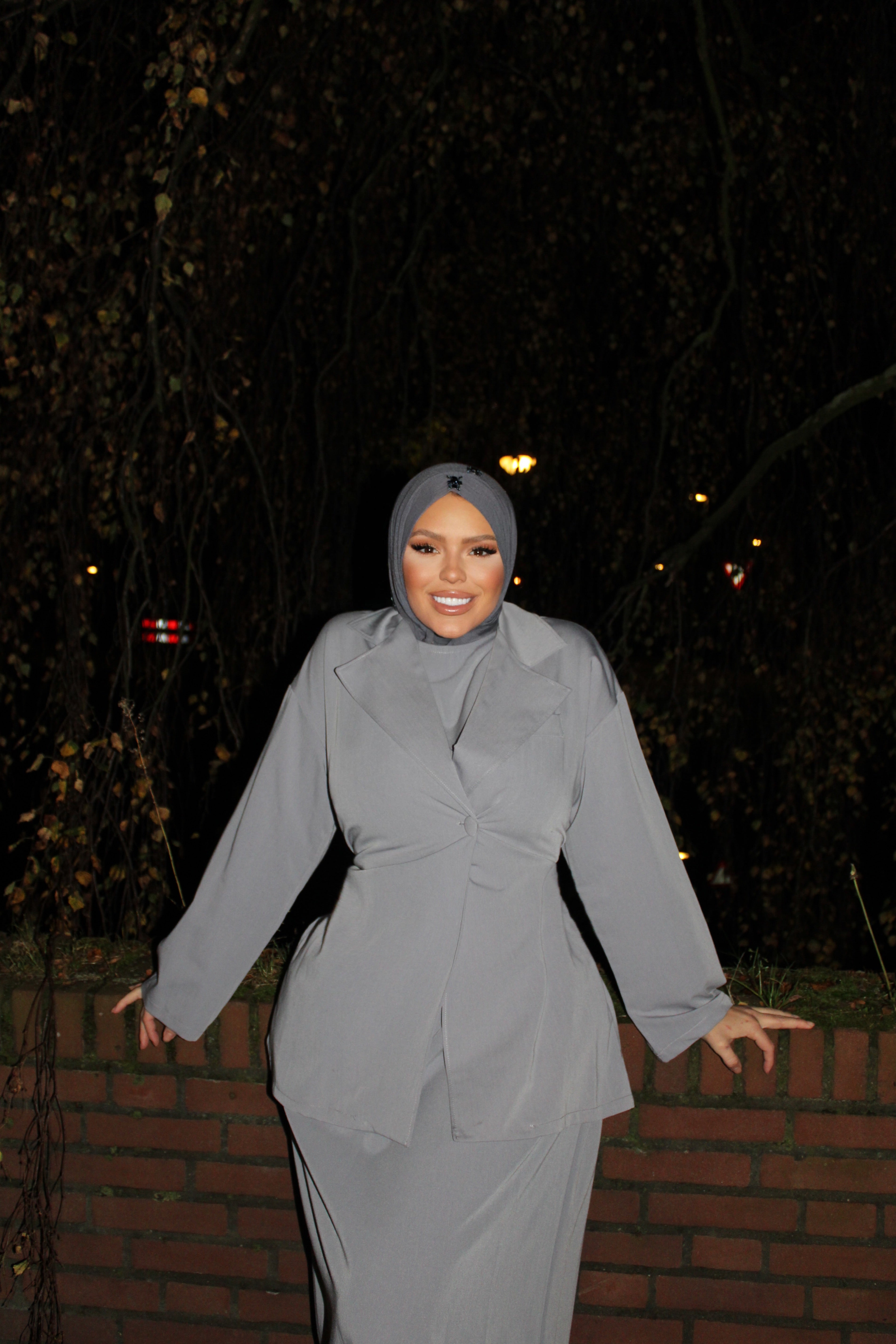 Linnen 2 piece habaya + Colbert