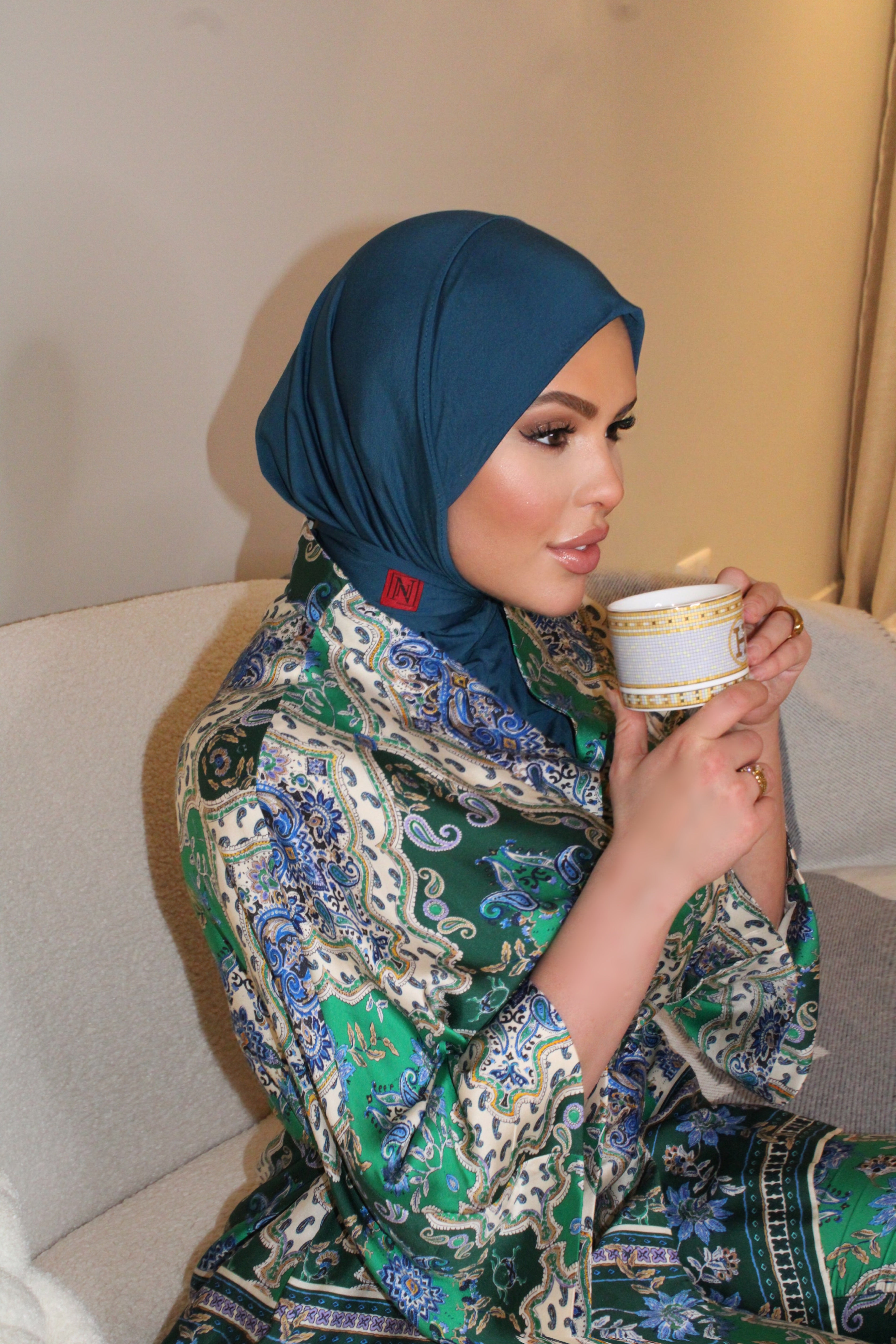 Esencia scarves
