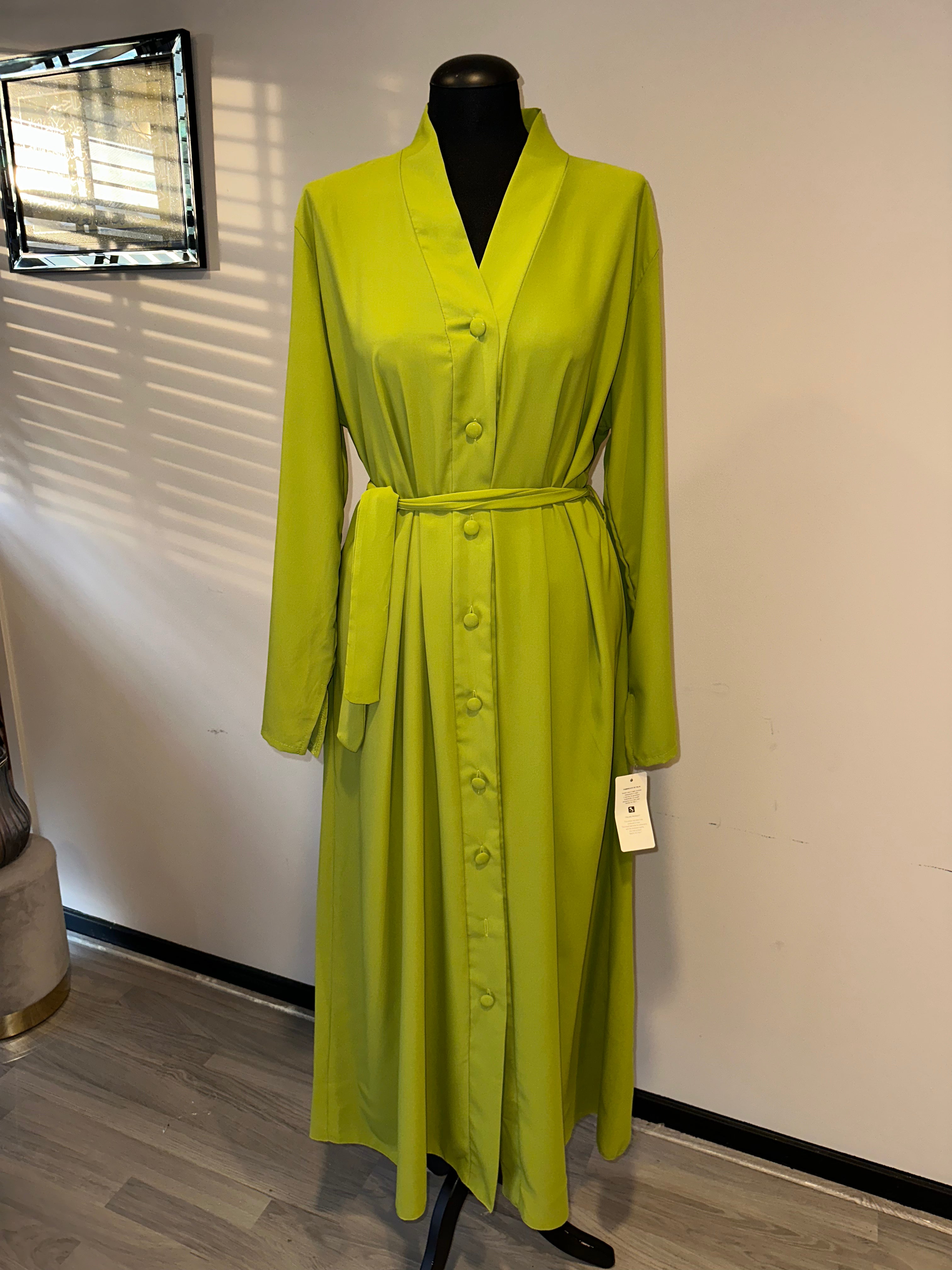 Habaya dress with buttons