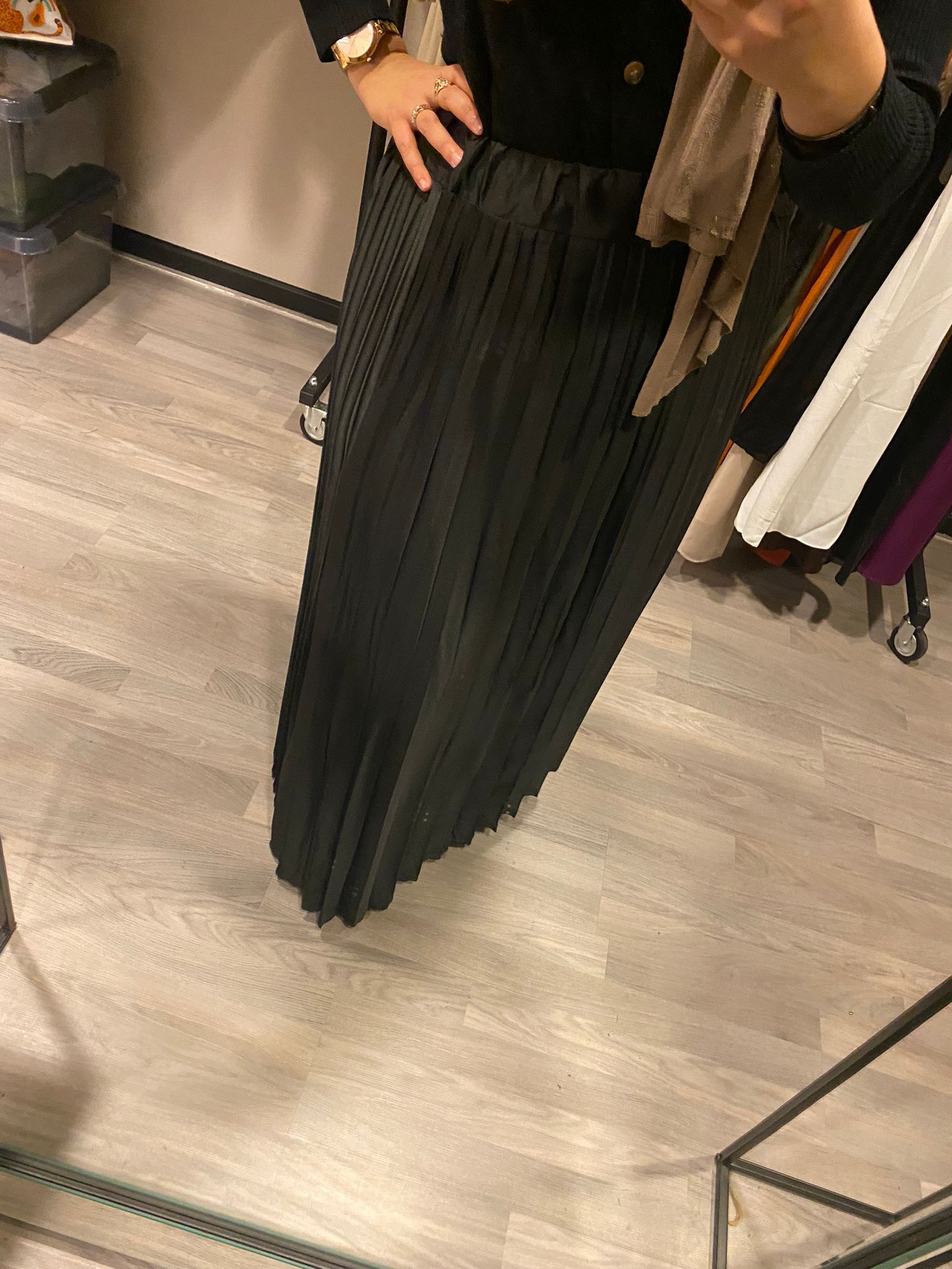 Black skirt